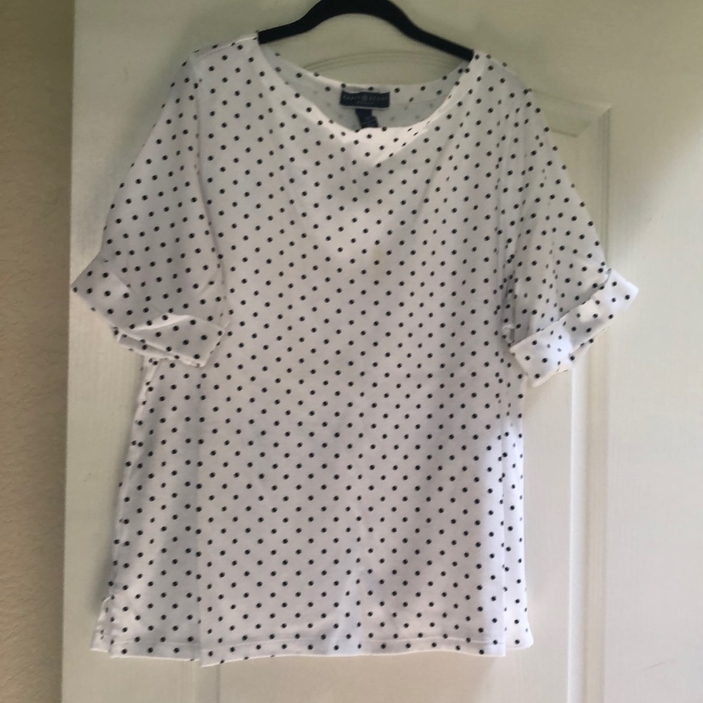 Short sleeve plus size top